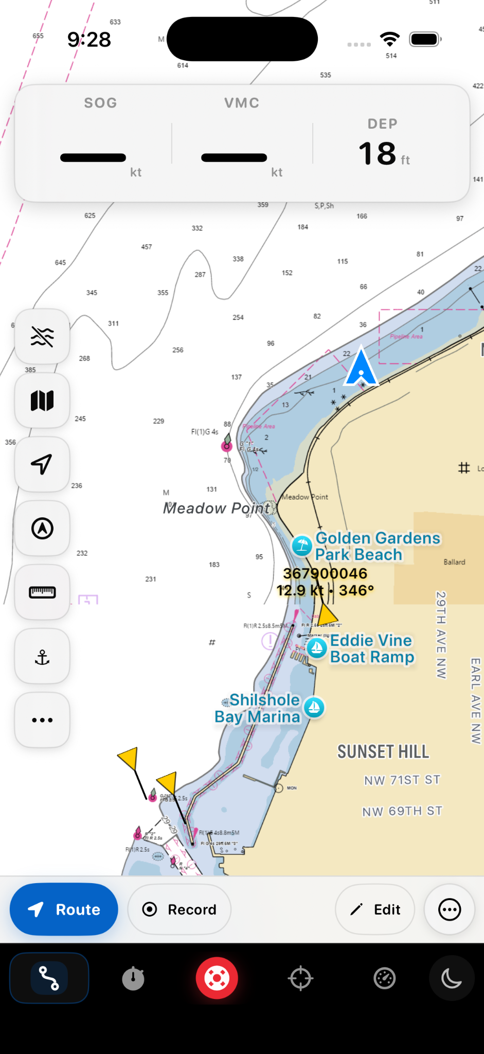 Mojo Sailing nautical chart with AIS targets and marine navigation marks